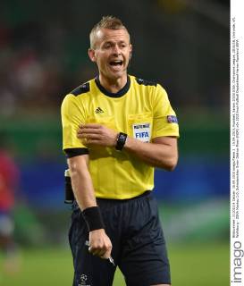 15.09.2015, Fussball, Saison 2015 2016, Champions League, 2015 16, Vorrunde, VfL Wolfsburg - ZSKA Moskau 1:0, Schiedsrichter Svein Oddvar Moen (NOR)