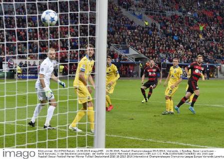 16.09.2015, Fussball Championsleague 2015 2016, Vorrunde, 1.Spieltag, Bayer Leverkusen - BATE Baryssau, in der BayArena Leverkusen. der treffer von Admir Mehmedi (Leverkusen) trifft zum 1:0. 