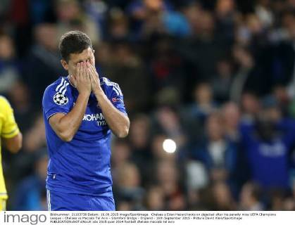 Chelsea s Eden Hazard looks on dejected after his penalty miss UEFA Champions League - Chelsea vs Maccabi Tel Aviv - Stamford Bridge - England - 16th September 2015 - Picture David Klein Sportimage EDITORIAL USE ONLY. No use with unauthorised audio, video, data, fixture lists, club league logos or live services. Online in-match use limited to 120 images, no video emulation. No use in betting, games or single club league player publications.