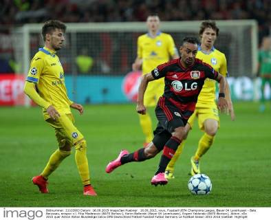 16.09.2015, xovx, Fussball UEFA Champions League, Bayer 04 Leverkusen - Bate Baryssau, emspor v.l. Filip Mladenovic (BATE Borisov), Karim Bellarabi (Bayer 04 Leverkusen), Evgeni Yablonski (BATE Borisov), Aktion.
