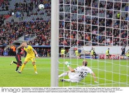 Hakan CALHANOGLU, Lev 10 Torschuss, schiesst das Tor zum 2-1 BAYER 04 LEVERKUSEN - FC BATE BORISOV , Fussball UEFA Champions League, Gruppenphase, Leverkusen, 16.09.2015 CL Saison 2015 2016,