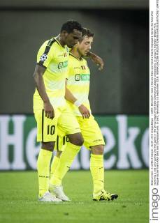 - GENT, BELGIUM: Gent s Renato Neto and Gent s Brecht Dejaegere leaves the field after receiving a red card during the first game in the group stage of the Uefa Champions League competition, in group H, between Belgian first league soccer team KAA Gent and Olympique Lyon, in Gent, Wednesday 16 September 2015. JASPERxJACOBS  x04701536x