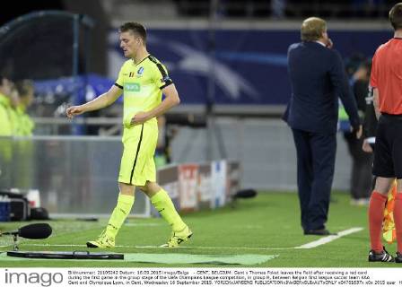 - GENT, BELGIUM: Gent s Thomas Foket leaves the field after receiving a red card during the first game in the group stage of the Uefa Champions League competition, in group H, between Belgian first league soccer team KAA Gent and Olympique Lyon, in Gent, Wednesday 16 September 2015. YORICKxJANSENS x04701637x