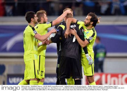 Rafael Scapini de Almeida (gant) - Stefan Mitrovic (gant) - Lasse Nielsen (gant) - Fussball, Champions League, KAA Gent vs. Olympique Lyon - 16 09 2015 AnthonyBIBARD FEP Panoramic 
