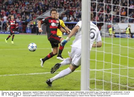 Javier HERNANDEZ, CHICCHARITO, Lev 7 Chance BAYER 04 LEVERKUSEN - FC BATE BORISOV 4-1 , Fussball UEFA Champions League, Gruppenphase, Leverkusen, 16.09.2015 CL Saison 2015 2016,