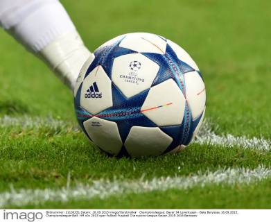 Championsleague: Bayer 04 Leverkusen - Bate Baryssau 16.09.2015. Championsleague-Ball. HM