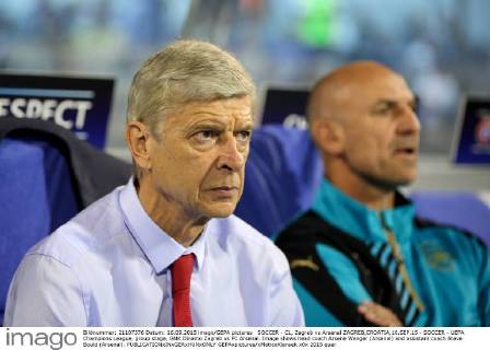 SOCCER - CL, Zagreb vs Arsenal ZAGREB,CROATIA,16.SEP.15 - SOCCER - UEFA Champions League, group stage, GNK Dinamo Zagreb vs FC Arsenal. Image shows head coach Arsene Wenger (Arsenal) and assistant coach Steve Bould (Arsenal). GEPAxpictures xMaticxKlansek