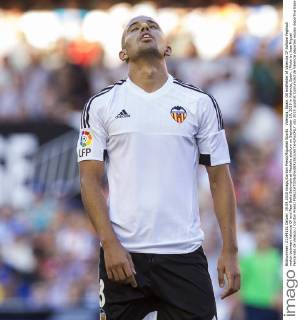 Valencia, Spain. 08 midfielder of Valencia CF Sofiane Feghouli match between Valencia CF and Real Betis Balompie at Mestalla stadium on September 19, 2015 in Valencia, Spain. (Photo by Jose Miguel Fernandez de Velasco Cordon Press)