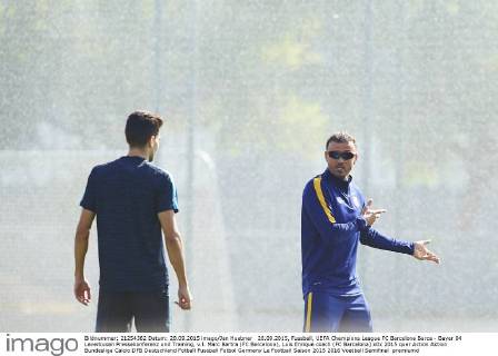 28.09.2015, Fussball, UEFA Champions League FC Barcelona Barca - Bayer 04 Leverkusen Pressekonferenz und Training, v.l. Marc Bartra (FC Barcelona), Luis Enrique coach (FC Barcelona)