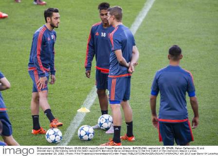 BARCELONA -september 28- SPAIN: Hakan Calhanoglu (l) and Wendell during the training before the match against FC Barcelona Barca corresponding to the first match of the champions league s group, on september 28, 2015. (Photo: Mikel Trigueros Urbanandsport Cordon Press) 