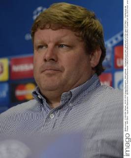 Vanhaezebrouck Hein Headcoach of KAA Gent FOOTBALL : Conference de Presse - KAA Gent - Ligue des Champions - 28 09 2015 PhotoNews Panoramic 