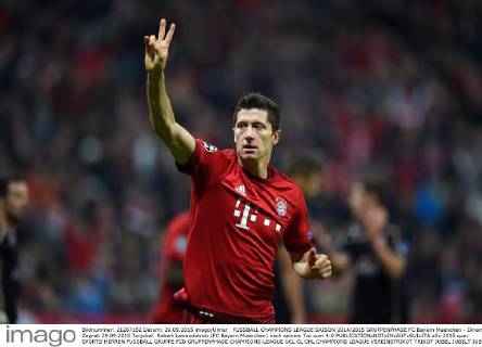 FUSSBALL CHAMPIONS LEAGUE SAISON 2014 2015 GRUPPENPHASE FC Bayern Muenchen - Dinamo Zagreb 29.09.2015 Torjubel: Robert Lewandowski (FC Bayern Muenchen) nach seinem Tor zum 4:0 