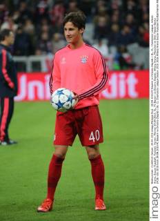 29.09.2015,FC Bayern vs Dinamo Zagreb,1.BL, CL, Champions League, Allianz Arena, Soccer Fussball, Football, Herren, Männer 29.09.2015, CL, FC Bayern vs Dinamo Zagreb, Allianz Arena, München im Bild: Fabian Benko (FCB)