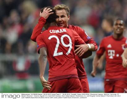 29.09.2015, Fussball, Saison 2015 2016, Champions League, 2015 16, Vorrunde, FC Bayern München - Dinamo Zagreb 5:0, Jubel Mario Goetze, Mario Götze (Bayern Muenchen), re., und Kingsley Coman (Bayern Muenchen)