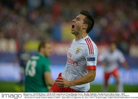 Benfica Midfielder, Osvaldo Nicolas Fabian Caitan - NICO CAITAN, number 10 celebrates after scoring a goal (1,1). Round Matchday 2 of the CHAMPIONS league, soccer match between Atletico de Madrid - Benfica at the Vicente Calderon estadium, Madrid - Spain (ESP) by September 30, 2015. PHOTO: Gregorio Lopez. 