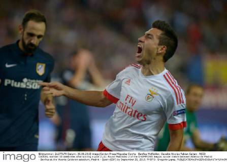 Benfica Midfielder, Osvaldo Nicolas Fabian Caitan - NICO CAITAN, number 10 celebrates after scoring a goal (1,1). Round Matchday 2 of the CHAMPIONS league, soccer match between Atletico de Madrid - Benfica at the Vicente Calderon estadium, Madrid - Spain (ESP) by September 30, 2015. PHOTO: Gregorio Lopez. 