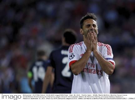 Sept. 30, 2015 - Madrid, Spain - SPAIN, Madrid:Benfica s Brazilian forward Jonas GonÃƒÂßalves Oliveira during the Champions League 2015 16 match between Atletico de Madrid and Benfica, at Vicente Calderon Stadium in Madrid on September 30, 2015. (Photo by UEFA Champions League 2015 16: Atletico de Madrid vs Benfica  - ZUMAn230