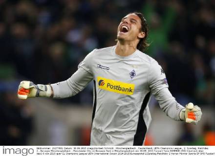 Mönchengladbach , Deutschland, UEFA Champions League , 2. Spieltag, Matchday 2 , Borussia Mönchengladbach : Manchester City im Borussia Park in Mönchengladbach am 30.09. 2015 Torwart Yann SOMMER (MG) freut sich über das1-0
