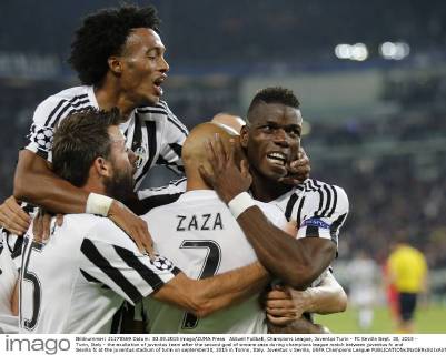 Aktuell Fußball, Champions League, Juventus Turin - FC Sevilla Sept. 30, 2015 - Turin, Italy - the exultation of juventus team after the second goal of simone zaza during champions league match between juventus fc and Sevilla fc at the juventus stadium of turin on september30, 2015 in Torino, Italy. Juventus v Sevilla, UEFA Champions League - ZUMAn230