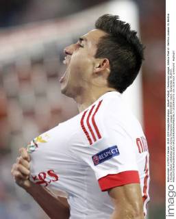 Aktuell Fußball, Champions League, Atletico Madrid - Benfica Lissabon SL Benfica s Nicolas Gaitan celebrates goal during Champions League 2015 2016 match. September 30,2015.  (20150930273)