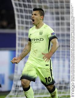 Borussia Park Mönchengladbach 30.9.2015, Champions League, 2015 16, Vorrunde, 2. Spieltag, Borussia Mönchengladbach (Moenchengladbach, Gladbach) vs. Manchester City ---- Sergio Aguero (Manchester) jubelt nach seinem Tor