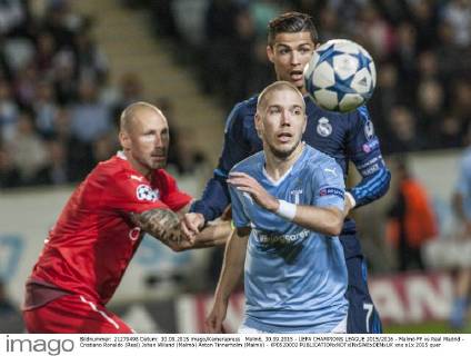Malmö, 30.09.2015 - UEFA CHAMPIONS LEAGUE 2015 2016 - Malmö FF vs Real Madrid - Cristiano Ronaldo (Real) Johan Wiland (Malmö) Anton Tinnerholm (Malmö) - KP0520002