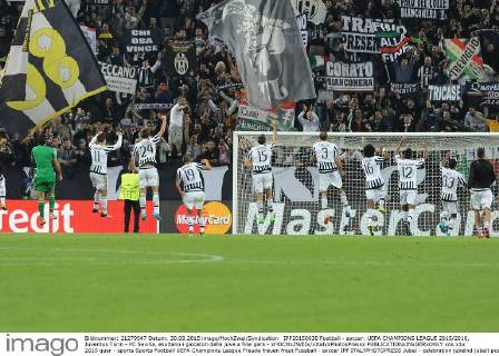 IPP20150930 Football - soccer: UEFA CHAMPIONS LEAGUE 2015 2016, Juventus Turin - FC Sevilla, esultano i giocatori della juve a fine gara - xHOCHxZWEIx xItalyxPhotoxPressx
