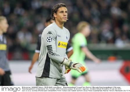Moenchengladbach Torwart Yann Sommer (Borussia Moenchengladbach 1) Borussia Moenchengladbach vs Manchester City, Fussball, UEFA Champions League, 30.09.2015, Copyright: Schülerx xEibner-Pressefoto EP_jse