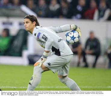 Mönchengladbach , Fussball, UEFA Champions League, Saison 2015 2016, Borussia Mönchengladbach vs Manchester City FC, 30.09.2015, Borussia Park, Mönchengladbach, Yann Sommer, Gladbach TW