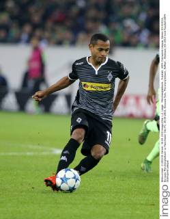 Mönchengladbach , Fussball, UEFA Champions League, Saison 2015 2016, Borussia Mönchengladbach vs Manchester City FC, 30.09.2015, Borussia Park, Mönchengladbach, Raffael , Gladbach