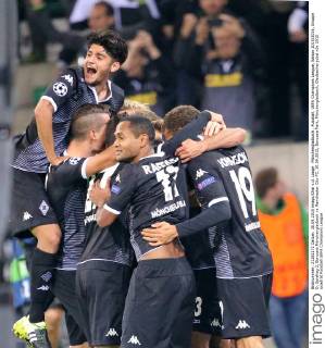 Mönchengladbach , Fussball, UEFA Champions League, Saison 2015 2016, Gruppe D, Spieltag 2, Borussia Mönchengladbach vs Manchester City FC, 30.09.2015, Borussia Park, Mönchengladbach, Gladbacher jubel