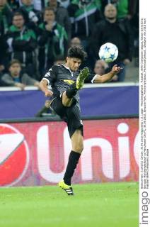 Mönchengladbach , Fussball, UEFA Champions League, Saison 2015 2016, Borussia Mönchengladbach vs Manchester City FC, 30.09.2015, Borussia Park, Mönchengladbach, Mahmoud Dahoud , Gladbach