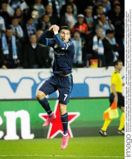 Real Madrids Cristiano Ronaldo jublar efter 1-0 malet during UEFA CHAMPIONS LEAGUE 2015 2016 match between Malmö FF and Real Madrid.. Champions League, Malmö FF - Real Madrid Champions League, Malmö FF - Real Madri 2015-09-30 xNILSSONxDANIELx AB88030456