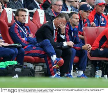 Manchester United ManU s Louis Van Gaal looks on dejected Barclays Premier League - Arsenal vs Manchester United - Emirates Stadium - England - 4th October 2015 - Picture David Klein Sportimage EDITORIAL USE ONLY. No use with unauthorised audio, video, data, fixture lists, club league logos or live services. Online in-match use limited to 120 images, no video emulation. No use in betting, games or single club league player publications.