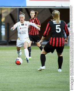 20151007, Vantaa, Finland. Women s Champions League football match PK-35 Vantaa vs FC Roseng?rd at Myymaki Stadium in Vantaa, Fniland. In picture FC Roseng?rd Josee Belanger. Jarno Kuusinen All Over Press FINLAND OUT 1.03555925