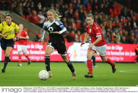 07.10.2015 xcex Belgien, Lüttich, Fussball, Frauenfussball, UWCL Uefa Women s Champions League Saison 2015 2016 Standart Lüttich gegen 1. FFC Frankfurt Jackie Groenen (FFC Frankfurt) am Ball