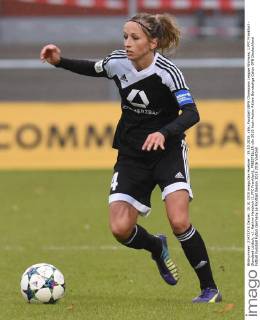15.10.2015, xblx, Fussball UEFA Champions League Womans, 1.FFC Frankfurt - Standard Lüttich, v.l. Kathrin Hendrich (1.FFC Frankfurt), FREISTELLER