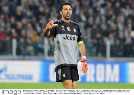 Turin, 21.10.2015 - UEFA Champions League 2015 2016 - Juventus Turin vs Borussia Mönchengladbach - gianluigi buffon portiere juventus - xHOCHxZWEIx xItalyxPhotoxPressx