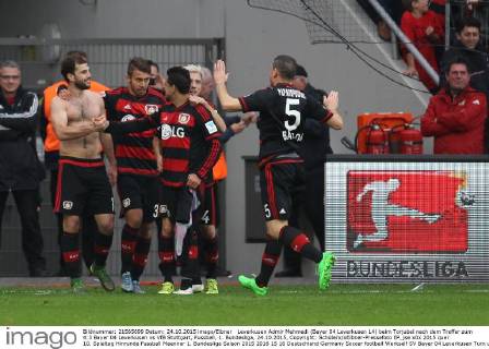 Leverkusen Admir Mehmedi (Bayer 04 Leverkusen 14) beim Torjubel nach dem Treffer zum 4:3 Bayer 04 Leverkusen vs VfB Stuttgart, Fussball, 1. Bundesliga, 24.10.2015, Copyright: Schülerx xEibner-Pressefoto EP_jse