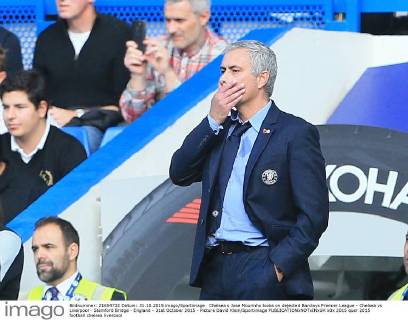 Chelsea s Jose Mourinho looks on dejected Barclays Premier League - Chelsea vs Liverpool - Stamford Bridge - England - 31st October 2015 - Picture David Klein Sportimage EDITORIAL USE ONLY. No use with unauthorised audio, video, data, fixture lists, club league logos or live services. Online in-match use limited to 120 images, no video emulation. No use in betting, games or single club league player publications.