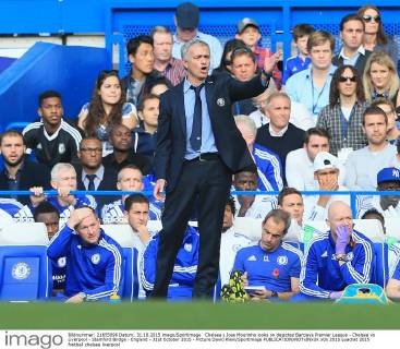 Chelsea s Jose Mourinho looks on dejected Barclays Premier League - Chelsea vs Liverpool - Stamford Bridge - England - 31st October 2015 - Picture David Klein Sportimage EDITORIAL USE ONLY. No use with unauthorised audio, video, data, fixture lists, club league logos or live services. Online in-match use limited to 120 images, no video emulation. No use in betting, games or single club league player publications.