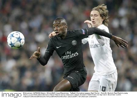 Fußball, Champions League, Real Madrid - Paris St. Germain Real Madrid s Luka Modric (r) and Paris Saint-Germain s Blaise Matuidi during Champions League 2014 2015 Semi-finals 2nd leg match. November 3,2015. (2015110304)
