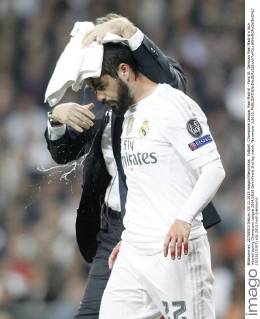 Fußball, Champions League, Real Madrid - Paris St. Germain Real Madrid s Isco injured during Champions League 2014 2015 Semi-finals 2nd leg match. November 3,2015. (2015110307)