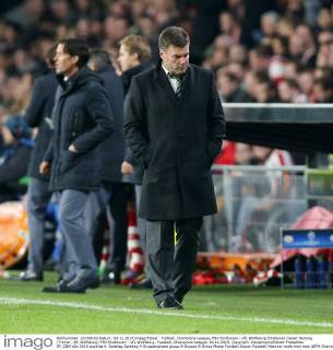 Fußball, Champions League, PSV Eindhoven - VfL Wolfsburg Eindhoven Dieter Hecking (Trainer, VfL Wolfsburg) PSV Eindhoven - VfL Wolfsburg, Fussball, Champions-League, 03.11.2015, Copyright: Deutzmann Eibner-Pressefoto EP_CDN