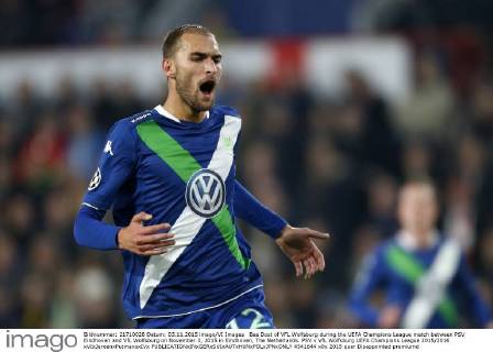 Bas Dost of VFL Wolfsburg during the UEFA Champions League match between PSV Eindhoven and VfL Wolfsburg on November 3, 2015 in Eindhoven, The Netherlands. PSV v VfL Wolfsburg UEFA Champions League 2015 2016 xVIxJeroenxPutmansxIVx 4541644