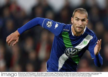 Bas Dost of VFL Wolfsburg during the UEFA Champions League match between PSV Eindhoven and VfL Wolfsburg on November 3, 2015 in Eindhoven, The Netherlands. PSV v VfL Wolfsburg UEFA Champions League 2015 2016 xVIxJeroenxPutmansxIVx 4570317