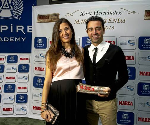 The former FC Barcelona player, Xavi Hernandez, receives the Marca Leyenda award in Doha. In this picture, Xavi with his wife Nuria. xFOTOxCHEMAxREYx 