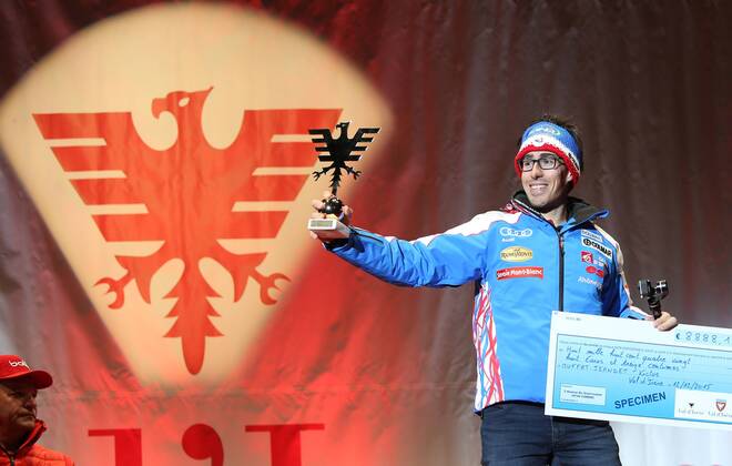 ALPINE SKIING - FIS WC Val D Isere VAL D ISERE,FRANCE,12.DEC.15 - ALPINE SKIING - FIS World Cup, giant slalom, men, award ceremony. Image shows Victor Muffat-Jeandet (FRA). Keywords: medal, trophy GEPAxpictures xAndreasxPranter