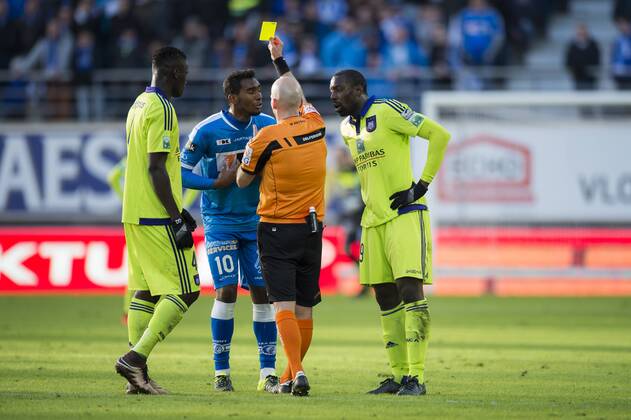 - GENT, BELGIUM: Gent s Rafinha Rafael Scapini de Almeida, Anderlecht s Kara Mbodji, referee Sebastien Delferiere and Anderlecht s Stefano Okaka pictured during the Jupiler Pro League match between KAA Gent and RSC Anderlecht, in Gent, Sunday 17 January 2016, on day 22 of the Belgian soccer championship. JASPERxJACOBS x04775291x