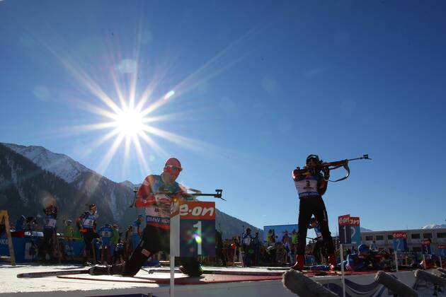 Themen der Woche - Sport Bilder des Tages - Sport BIATHLON - IBU WC Antholz ANTHOLZ,ITALY,22.JAN.16 - BIATHLON - IBU World Cup, 10km sprint, men. Image shows a feature with the shooting range. GEPAxpictures xMathiasxMandl